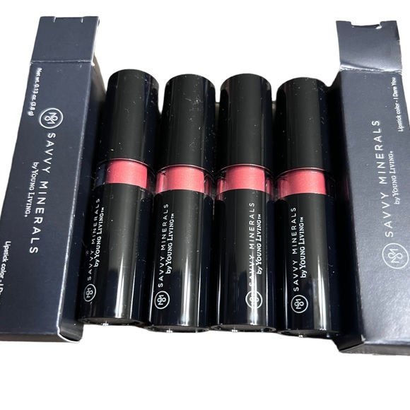 Young Living Savvy Minerals “I Dare You” Lipstick - Picture 3 of 6